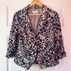White & black leopard blazer.